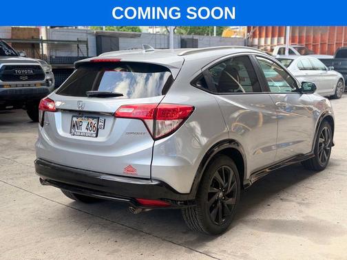 Lunar Silver Metallic 2022 Honda HR-V 2WD Sport