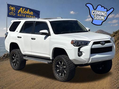 Super White 2016 Toyota 4Runner SR5 Premium
