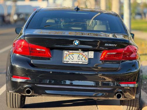 2019 BMW 530 530i