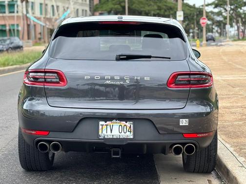2017 Porsche Macan S