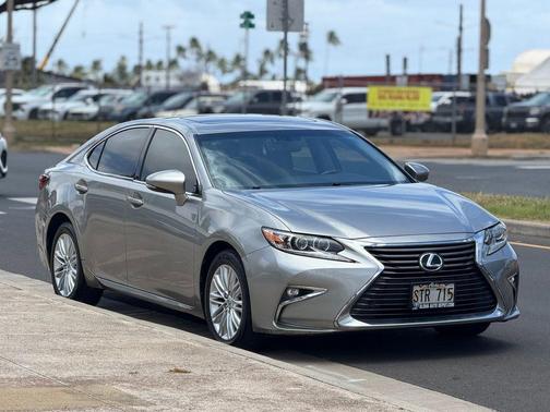 Silver Lining Metallic 2016 Lexus ES 350 Base