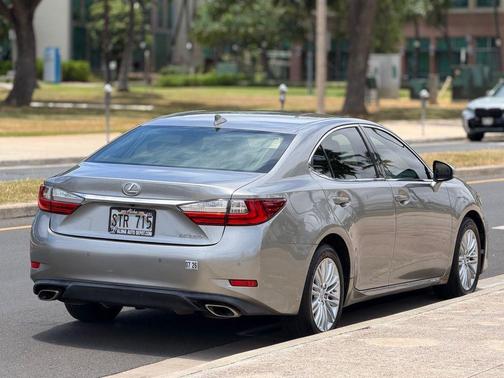 Silver Lining Metallic 2016 Lexus ES 350 Base