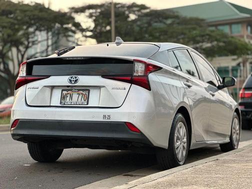 2022 Toyota Prius 