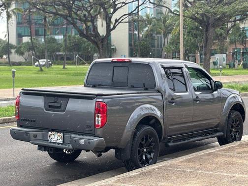 Gun Metallic 2020 Nissan Frontier SV