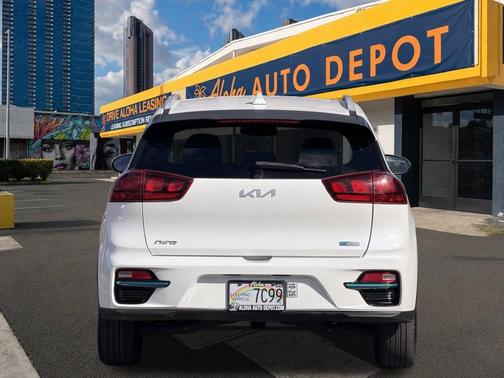 Snow White Pearl 2022 Kia Niro EV S