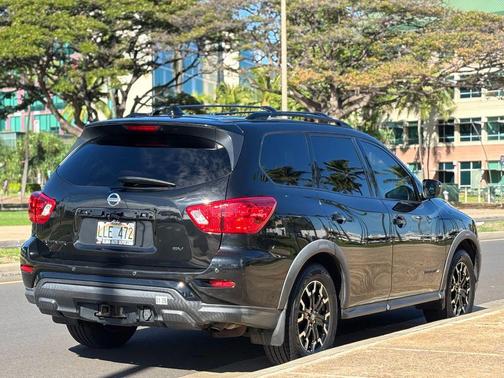 2019 Nissan Pathfinder SV