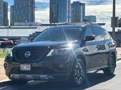 2019 Nissan Pathfinder SV