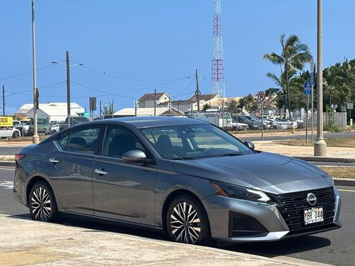 Gun Metallic 2023 Nissan Altima 2.5 SV
