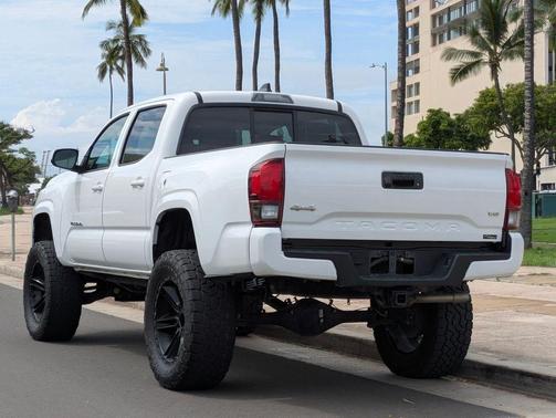 Super White 2021 Toyota Tacoma SR
