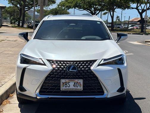 Ultra White with Obsidian Roof 2025 Lexus UX 300h F SPORT Handling