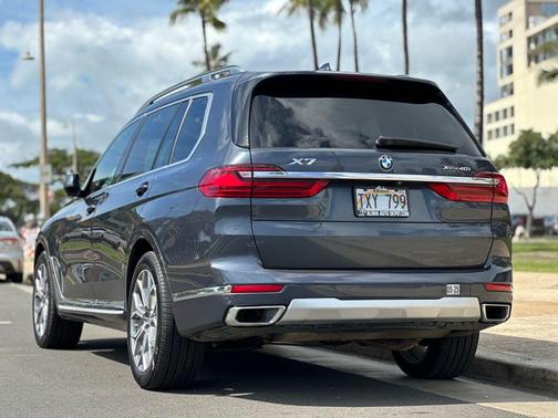 Arctic Gray Metallic 2020 BMW X7 xDrive40i