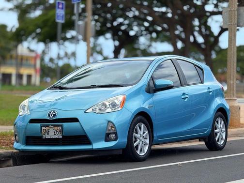 2014 Toyota Prius c Four