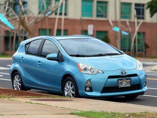 2014 Toyota Prius c Four