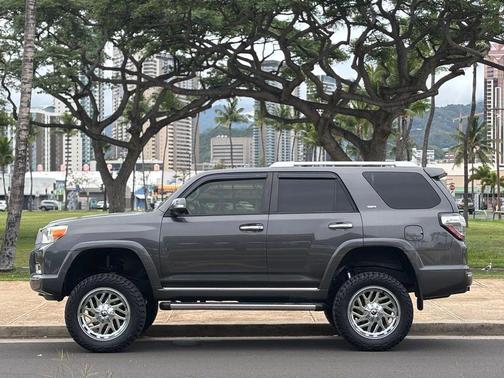 2013 Toyota 4Runner SR5
