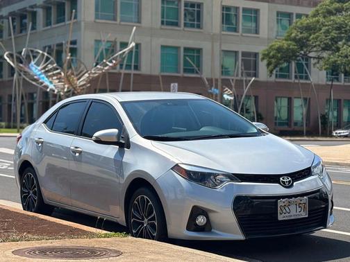 2015 Toyota Corolla LE Premium