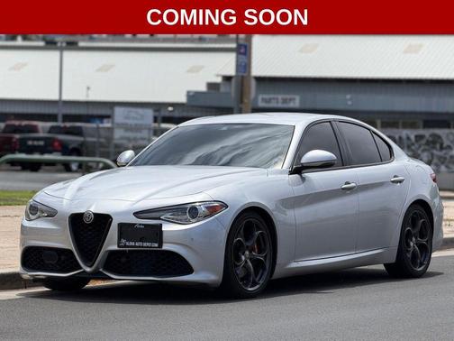 Silverstone Gray Metallic 2018 Alfa Romeo Giulia Ti Sport