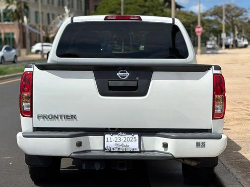 2021 Nissan Frontier S