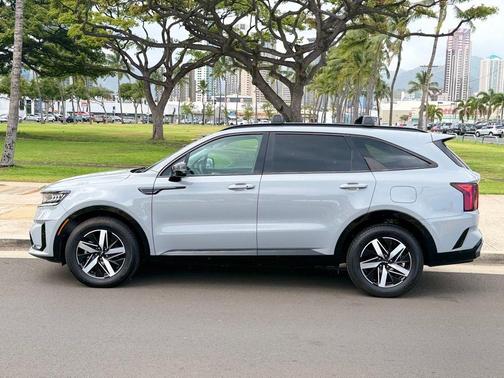 Wolf Gray 2023 Kia Sorento EX
