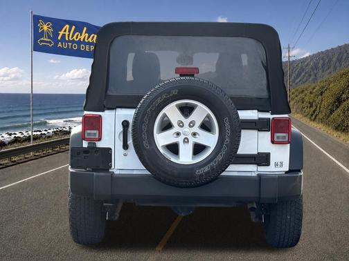 Bright White Clearcoat 2018 Jeep Wrangler JK Unlimited Sport