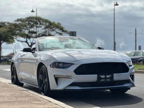 2022 Ford Mustang EcoBoost