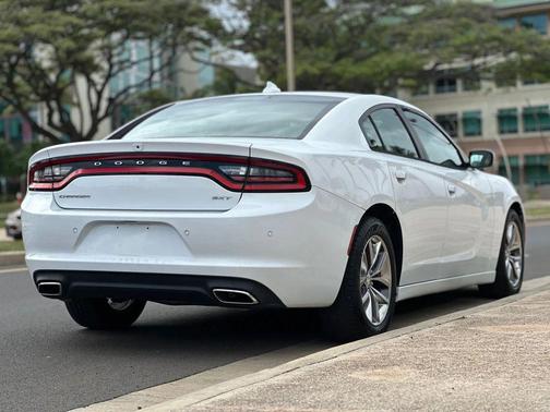 2015 Dodge Charger SXT