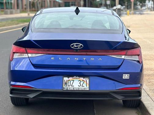 2021 Hyundai ELANTRA SEL