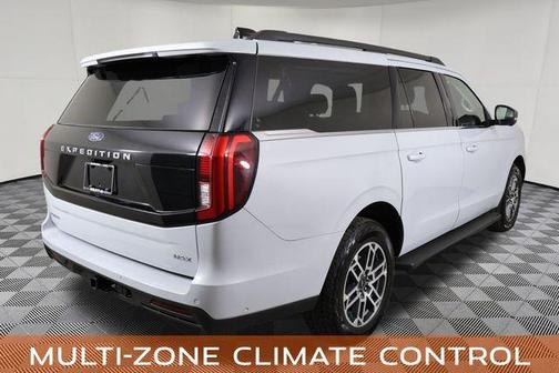 Space Silver 2025 Ford Expedition Max Active