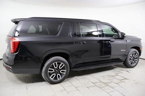 2021 GMC Yukon XL AT4