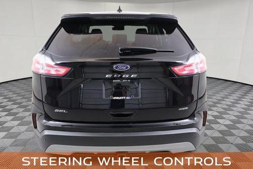 Agate Black Metallic 2023 Ford Edge SEL