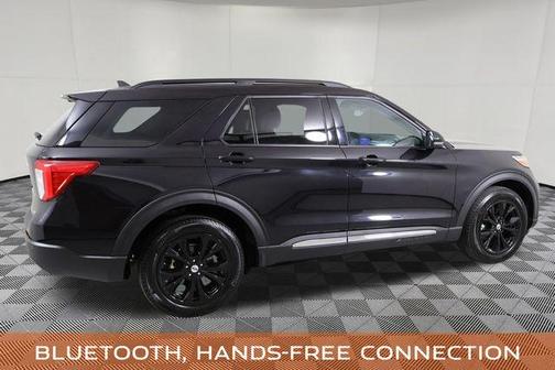 Agate Black Metallic 2024 Ford Explorer XLT