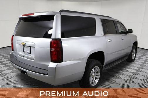 Silver Ice Metallic 2018 Chevrolet Suburban LT