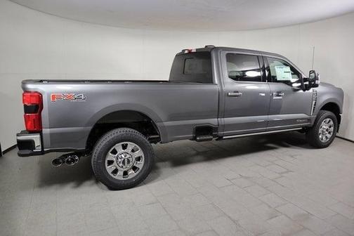 2025 Ford F-350 Lariat Super Duty