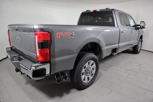 2025 Ford F-350 Lariat Super Duty