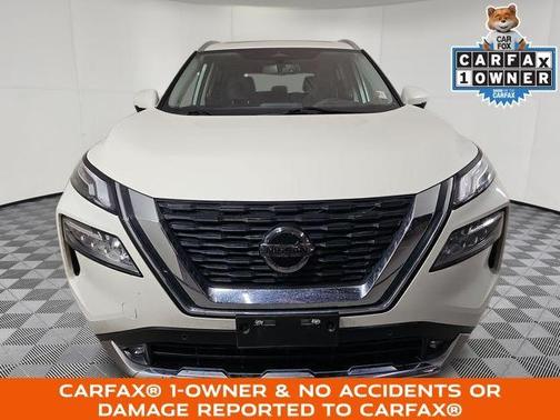 Pearl White Tri-Coat 2021 Nissan Rogue Platinum