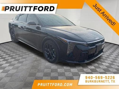 2025 Kia K4 GT-Line Turbo