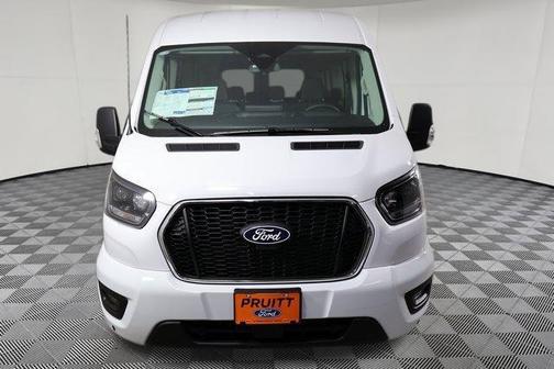 Oxford White 2026 Ford Transit-350