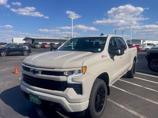 White Sand 2026 Chevrolet Silverado 1500 RST
