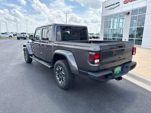 Granite Crystal 2026 Jeep Gladiator Sport