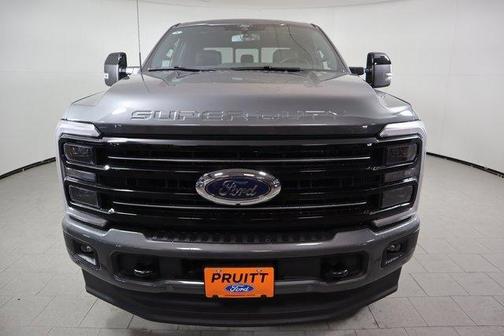 2025 Ford F-250 Platinum