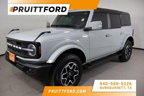 2024 Ford Bronco Outer Banks