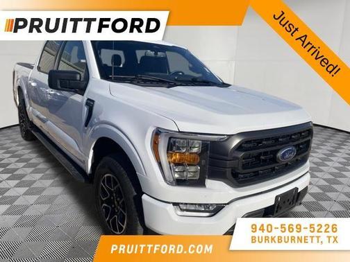 Oxford White 2023 Ford F-150 XLT