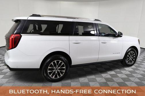 Oxford White 2025 Ford Expedition Max Platinum