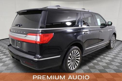 Infinite Black Metallic 2019 Lincoln Navigator L Reserve
