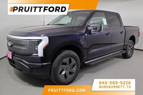 2025 Ford F-150 Lightning Flash
