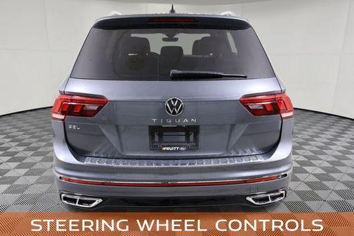 Platinum Gray Metallic 2022 Volkswagen Tiguan 2.0T SEL R-Line