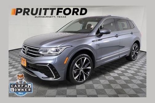 Platinum Gray Metallic 2022 Volkswagen Tiguan 2.0T SEL R-Line