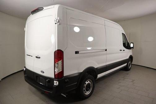 2026 Ford Transit-250 148 WB Medium Roof Cargo