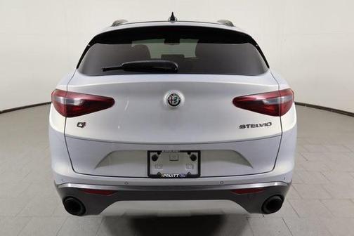 2022 Alfa Romeo Stelvio Ti