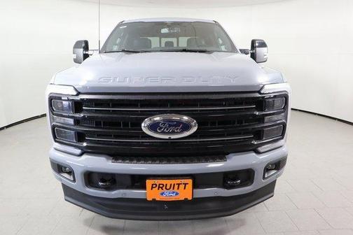 2025 Ford F-250 Platinum