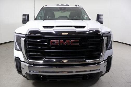 2025 GMC Sierra 2500 Pro